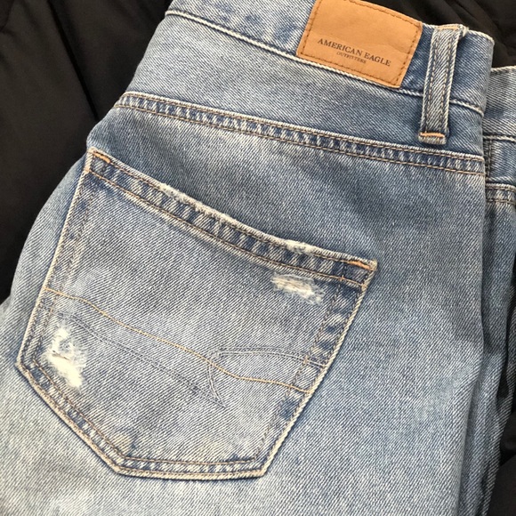 SOLD - Mom Jean - Picture 2 of 3